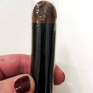 💄 NIB Chanel makeup brush